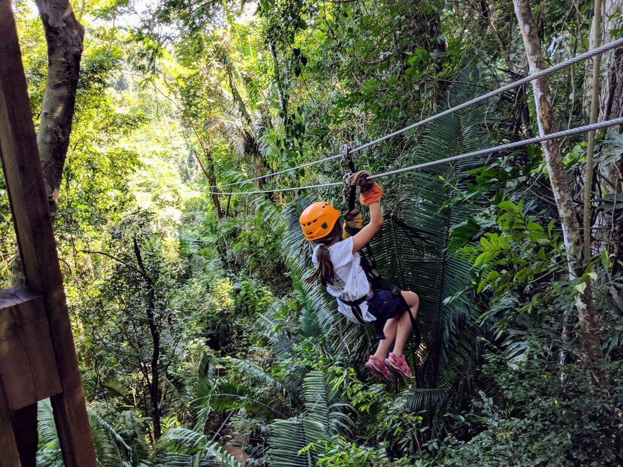 Zipline au Zipline Nohoch Che'en Caves Branch