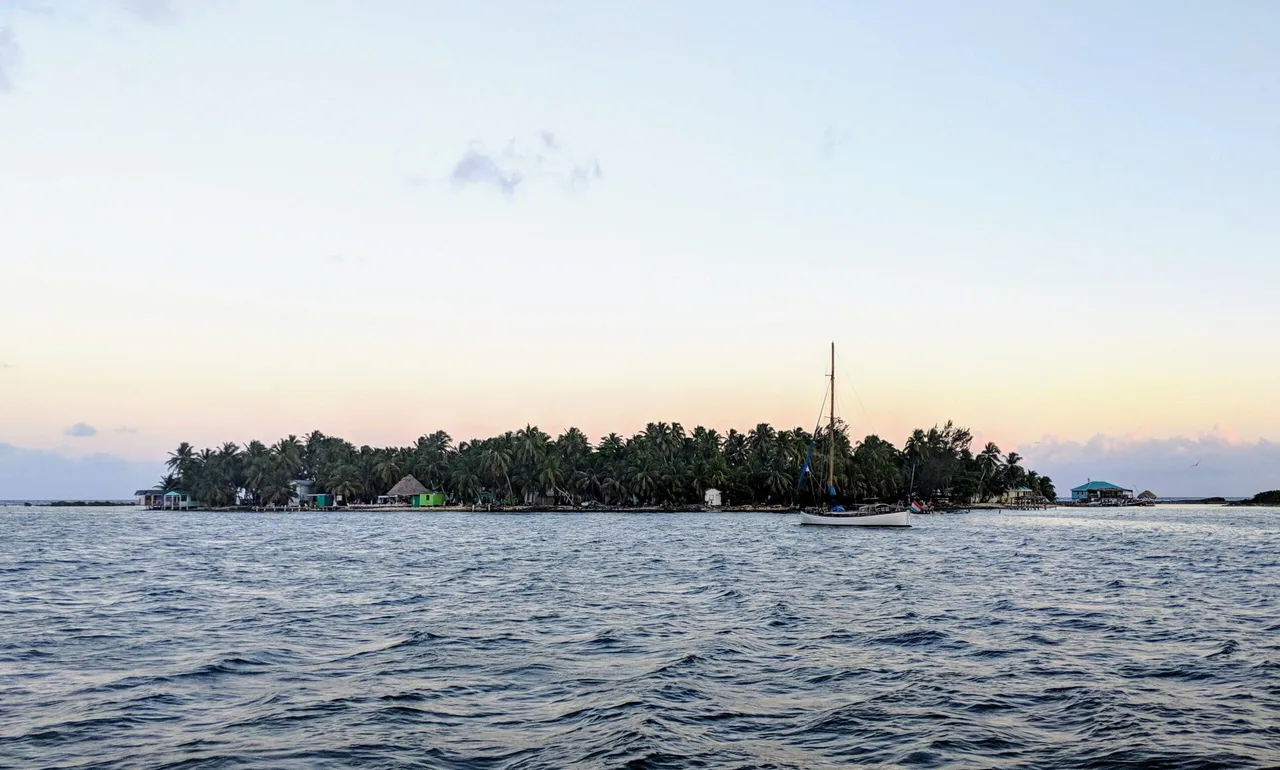 Tobacco Caye, Belize