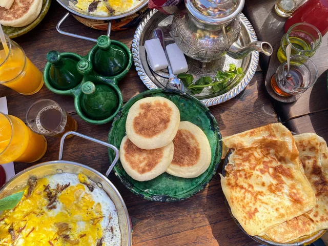 Petit-déjeuner au Café Zeitoun Kasbah