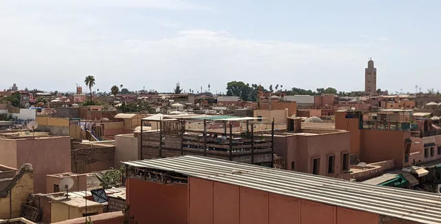 Vue panoramique depuis la terrasse du restaurant L'Mida