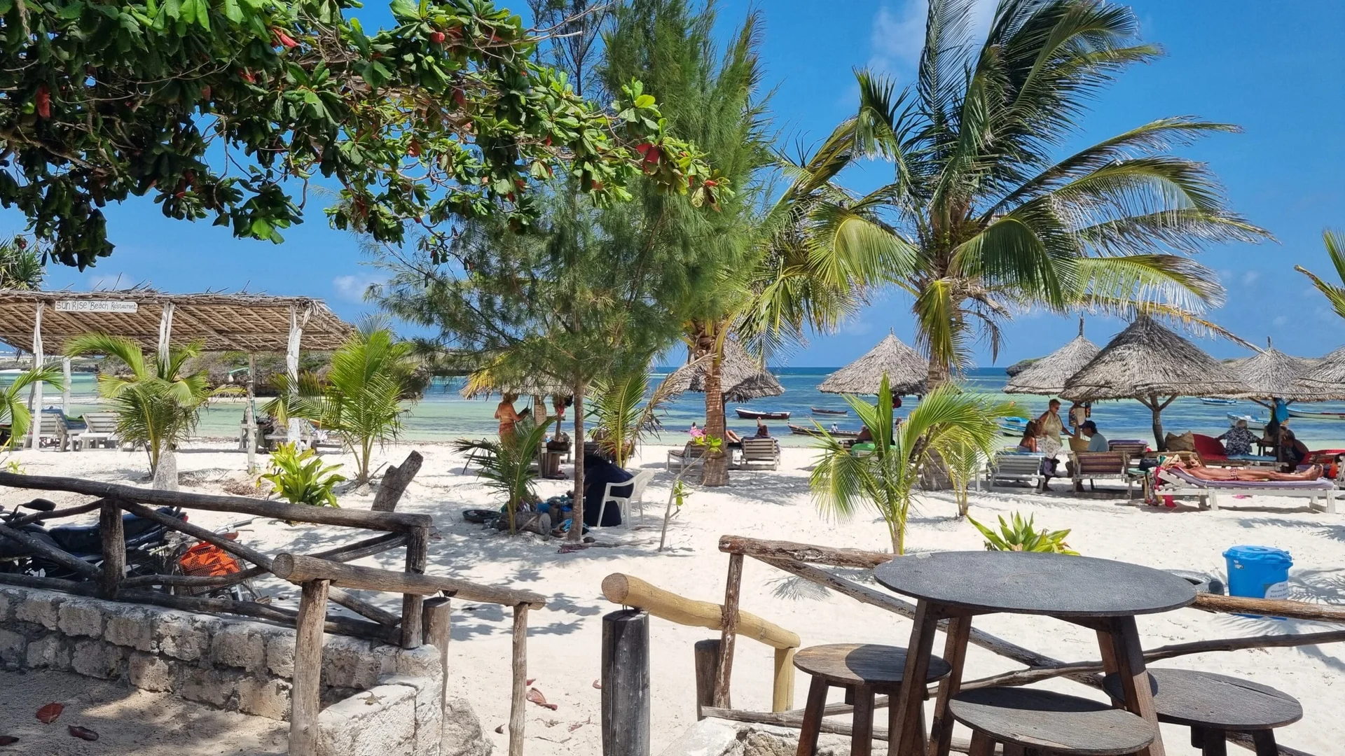 Sunrise Beach Restaurant