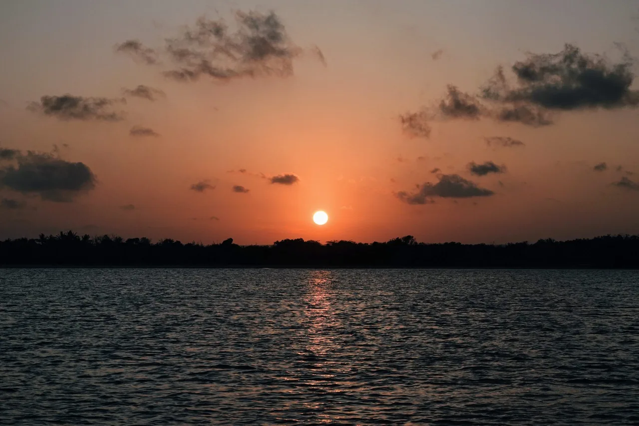 Coucher de soleil sur Mida Creek