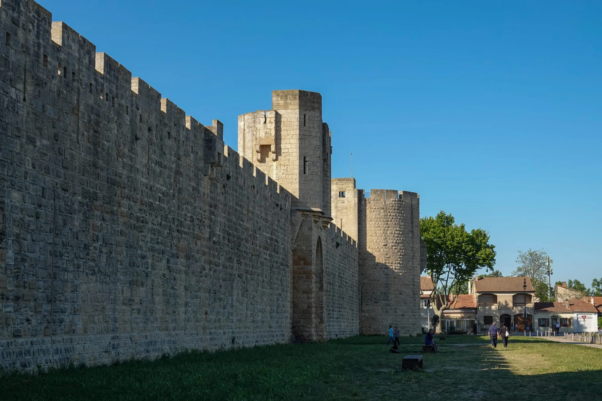 Aigues-Mortes-Camargue-09-scaled.jpg
