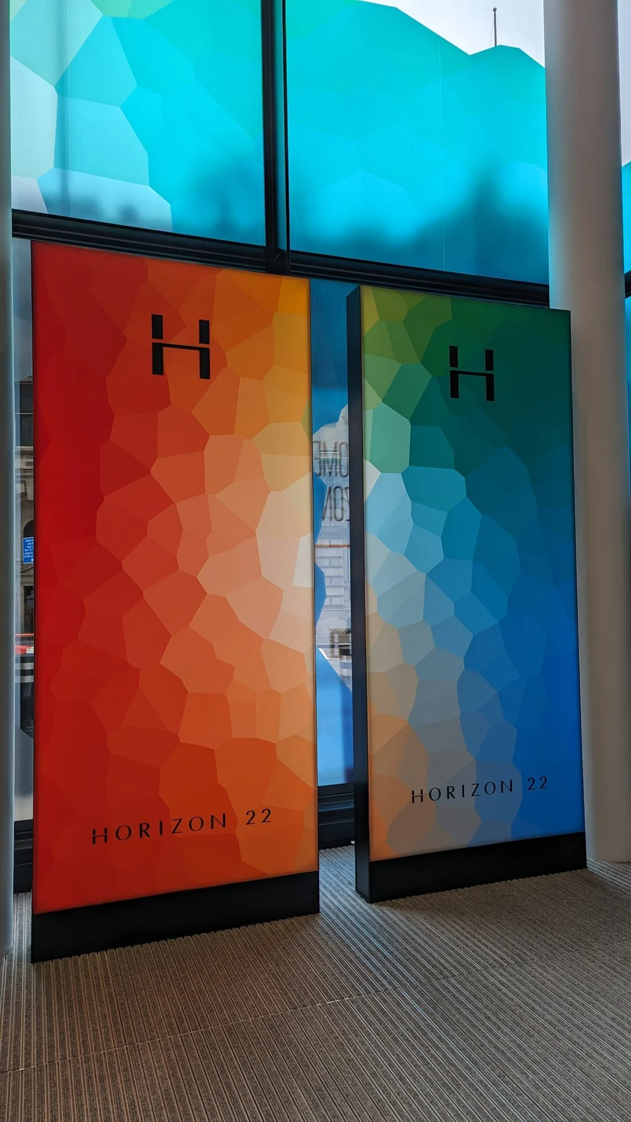 Horizon 22, London