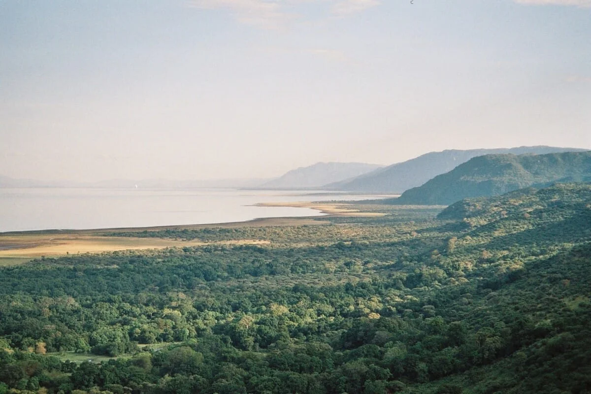 Lake_Manyara.jpg