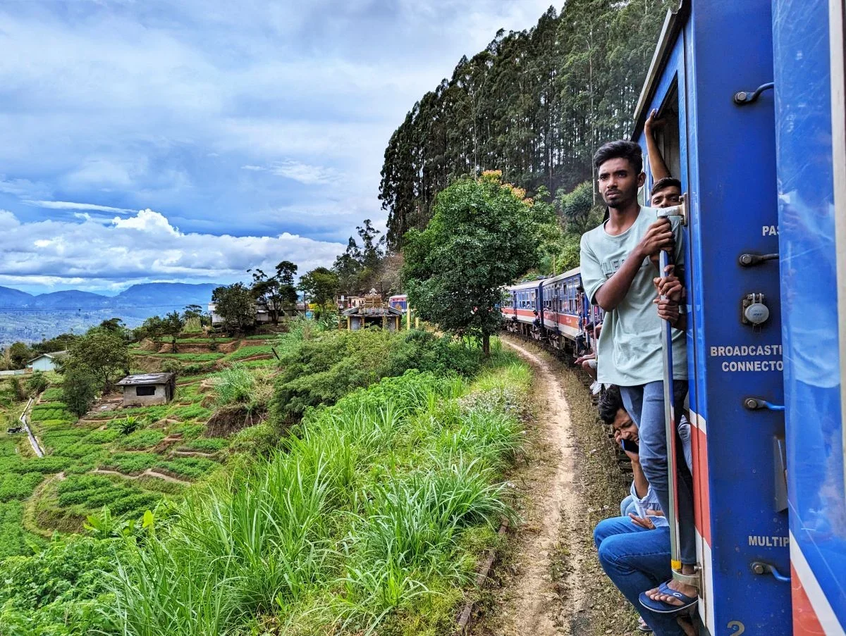 Train-Haputale.webp