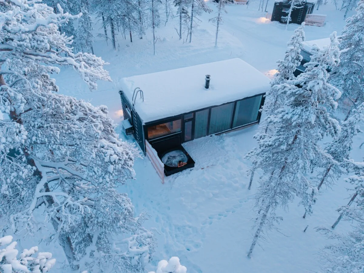 17684702524478_wildernesshotelsaariselkarcticskyvillaoutdoor6-1.jpg